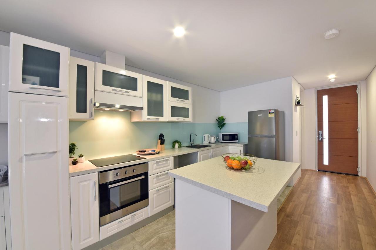 2X2 Modern Apartment Near Airport And City เพิร์ท ภายนอก รูปภาพ