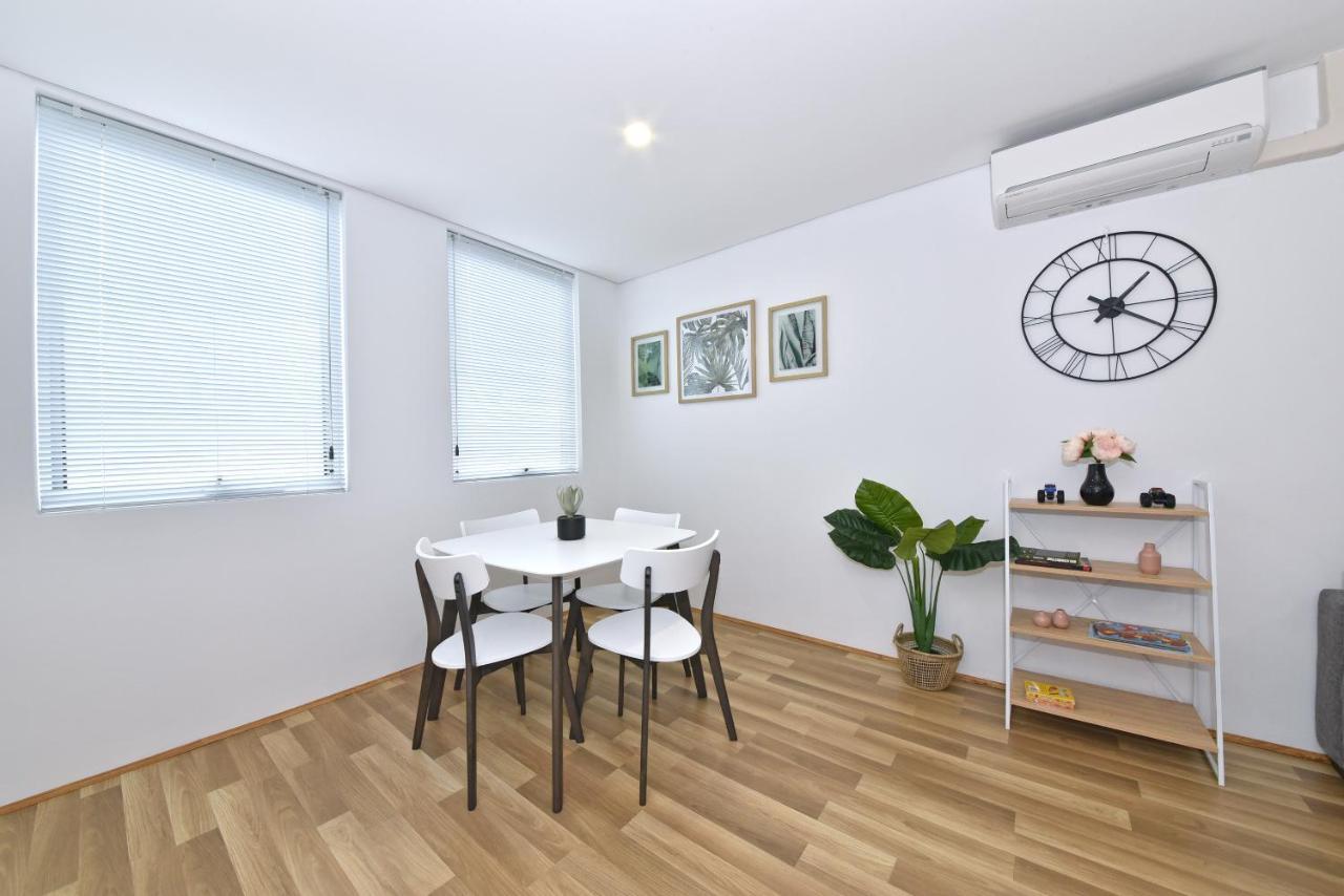 2X2 Modern Apartment Near Airport And City เพิร์ท ภายนอก รูปภาพ