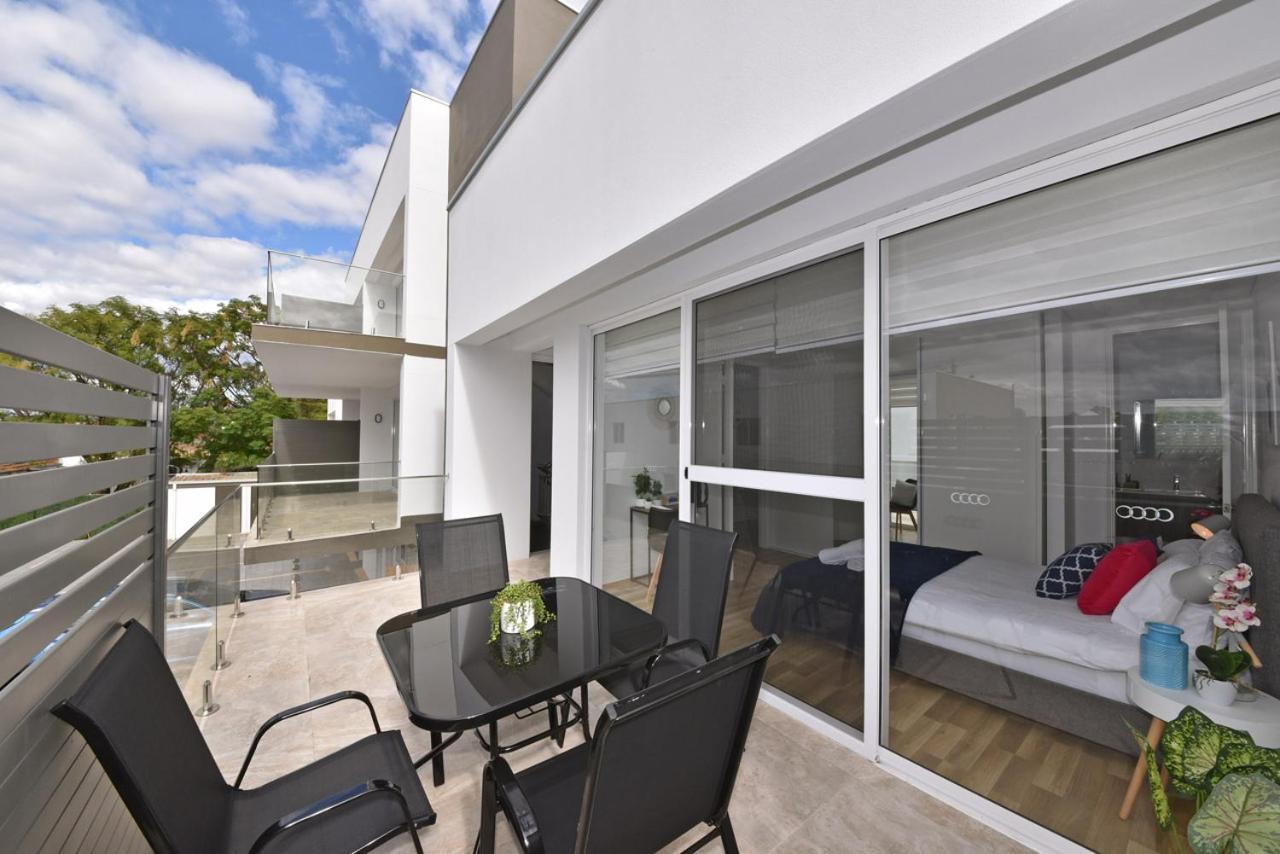 2X2 Modern Apartment Near Airport And City เพิร์ท ภายนอก รูปภาพ