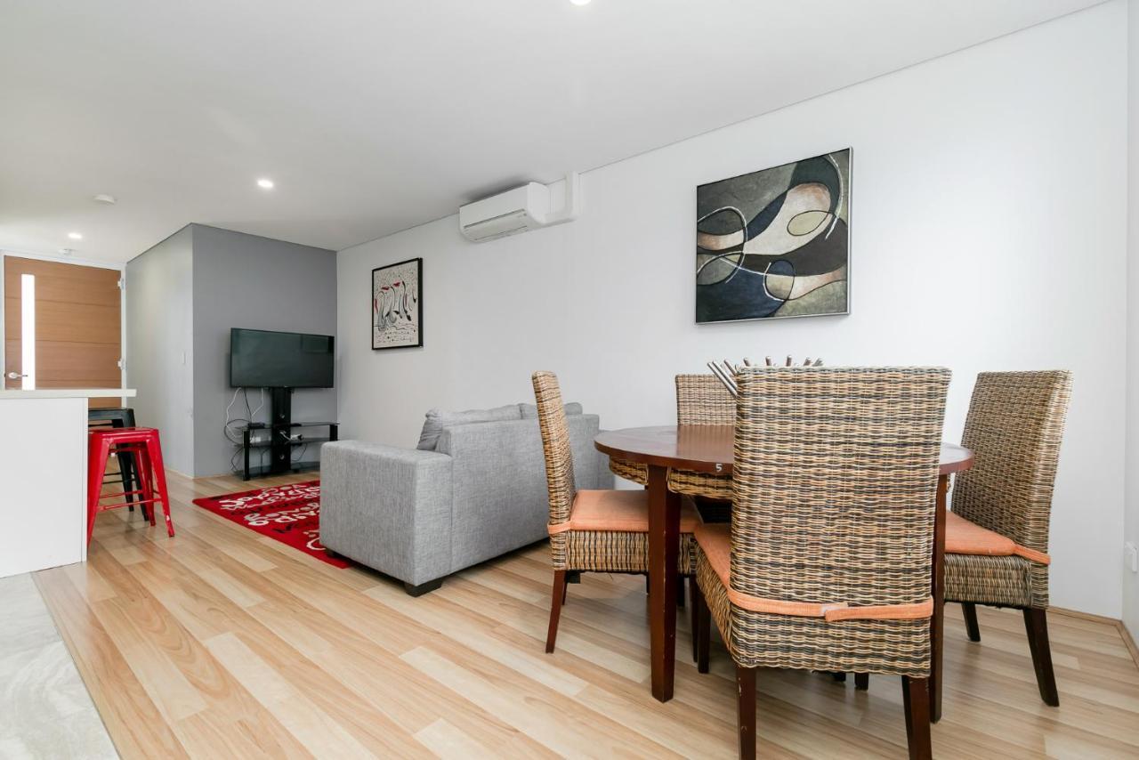 2X2 Modern Apartment Near Airport And City เพิร์ท ภายนอก รูปภาพ