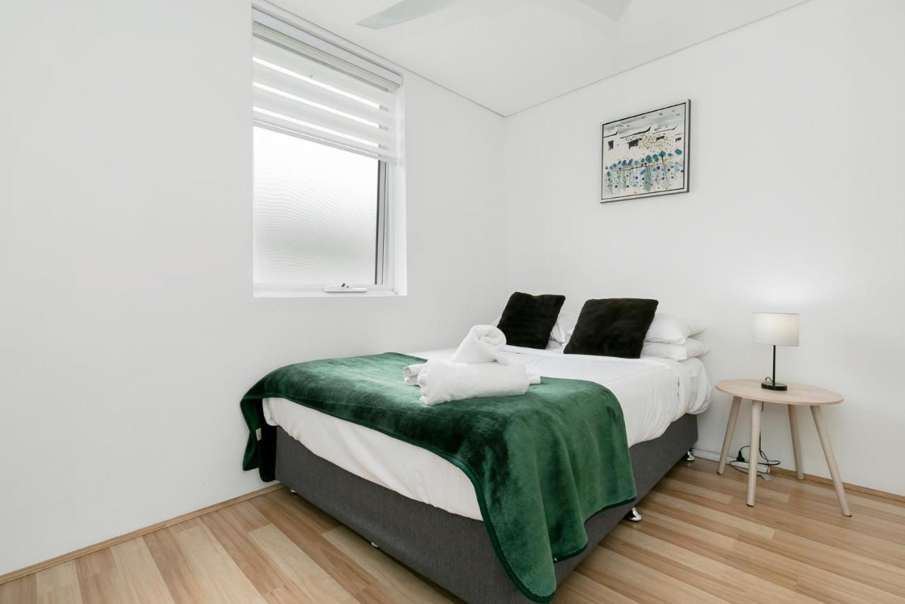 2X2 Modern Apartment Near Airport And City เพิร์ท ภายนอก รูปภาพ