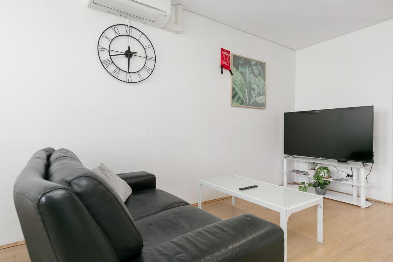 2X2 Modern Apartment Near Airport And City เพิร์ท ภายนอก รูปภาพ