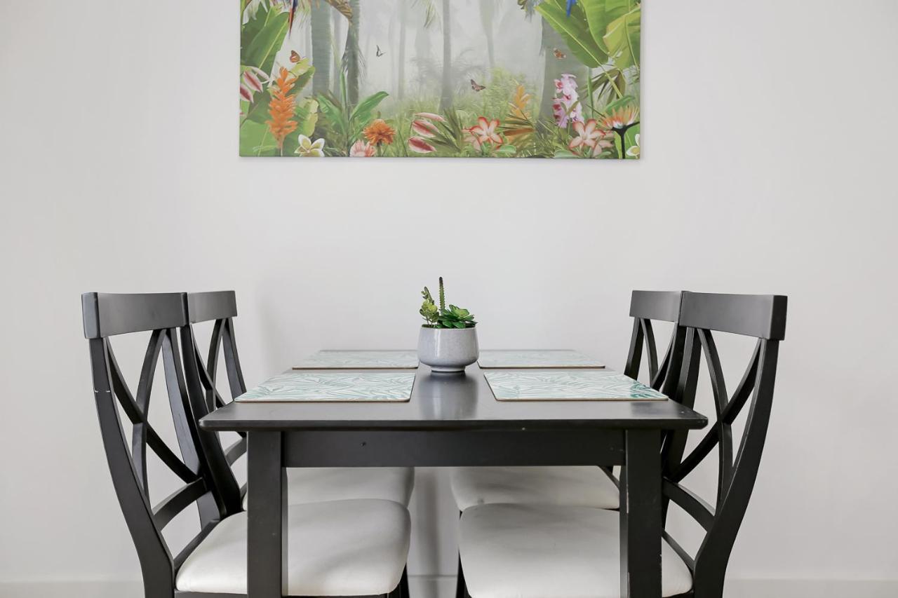 2X2 Modern Apartment Near Airport And City เพิร์ท ภายนอก รูปภาพ