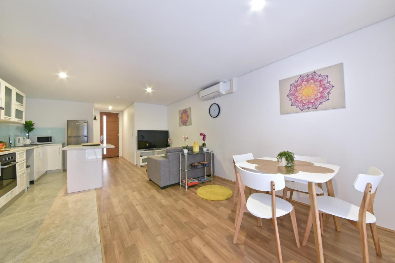 2X2 Modern Apartment Near Airport And City เพิร์ท ภายนอก รูปภาพ