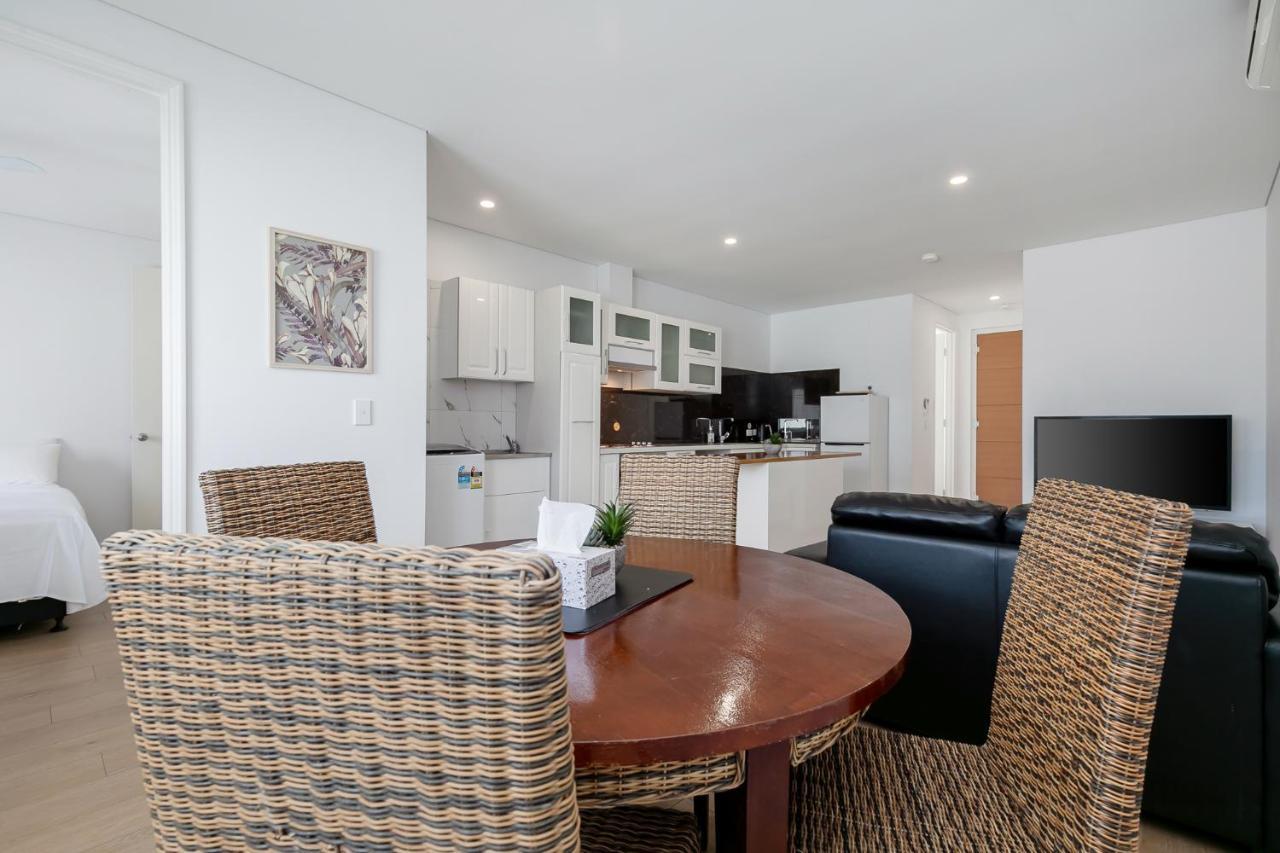 2X2 Modern Apartment Near Airport And City เพิร์ท ภายนอก รูปภาพ