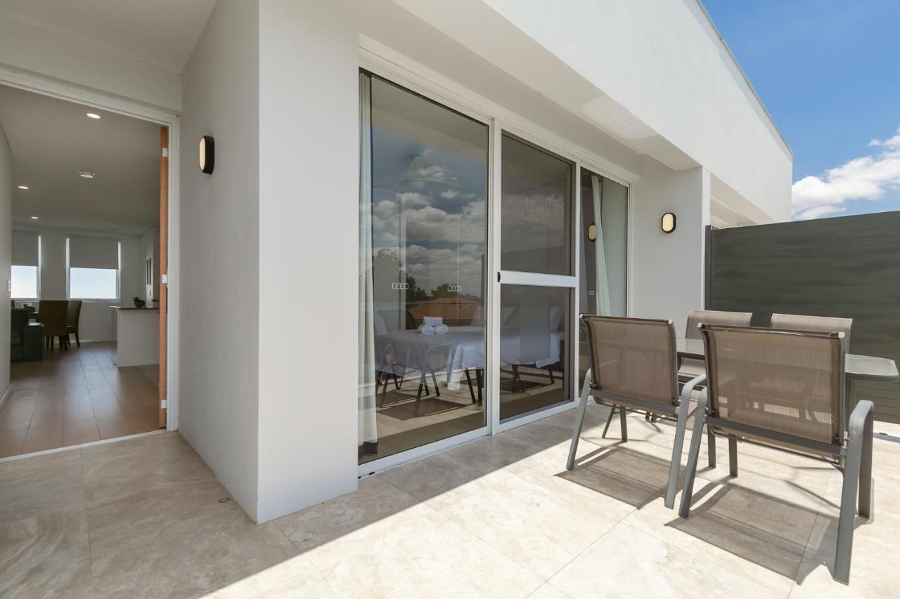 2X2 Modern Apartment Near Airport And City เพิร์ท ภายนอก รูปภาพ