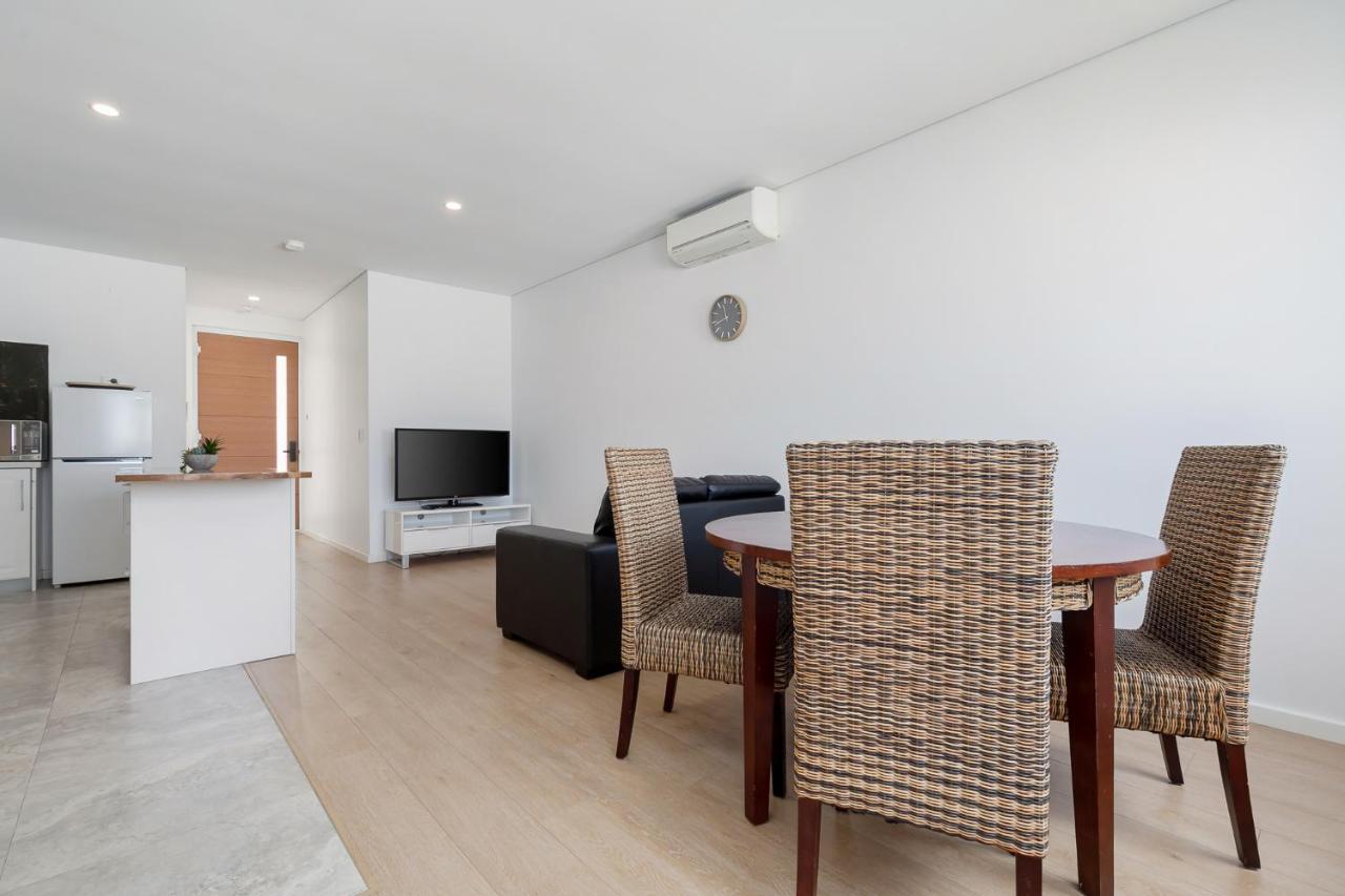 2X2 Modern Apartment Near Airport And City เพิร์ท ภายนอก รูปภาพ